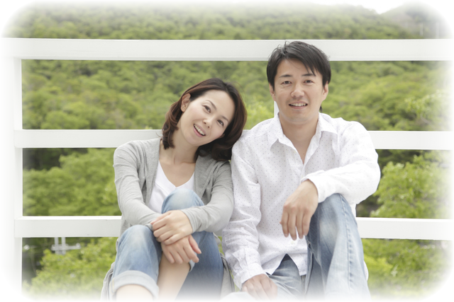 寄り添う夫婦