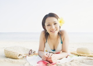 女性の水着姿